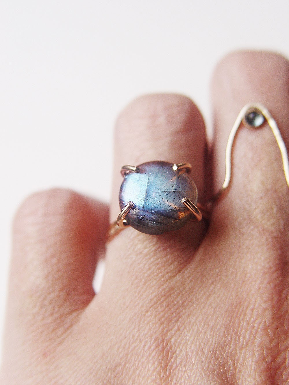 Flashy Labradorite 14k Gold Ring