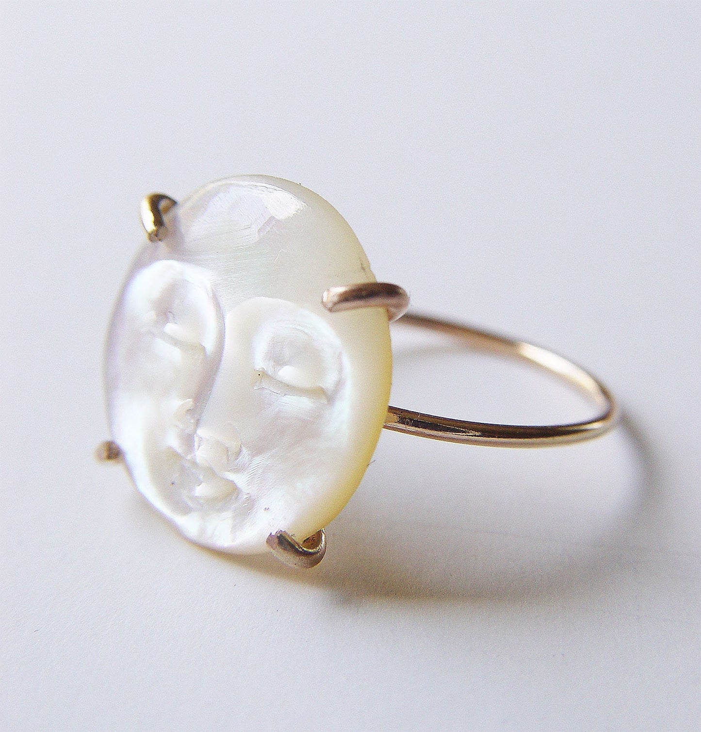 MAN In The MOON Pearl Gold Ring