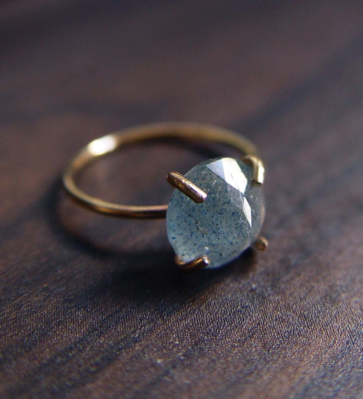 Moss Aquamarine Spike Gold Ring
