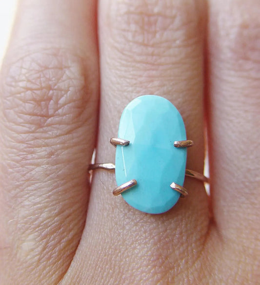 Oval Turquoise Gold Ring